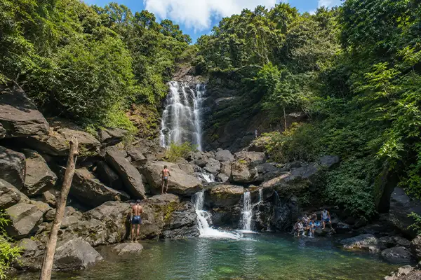 Hanumana gundi Waterfall