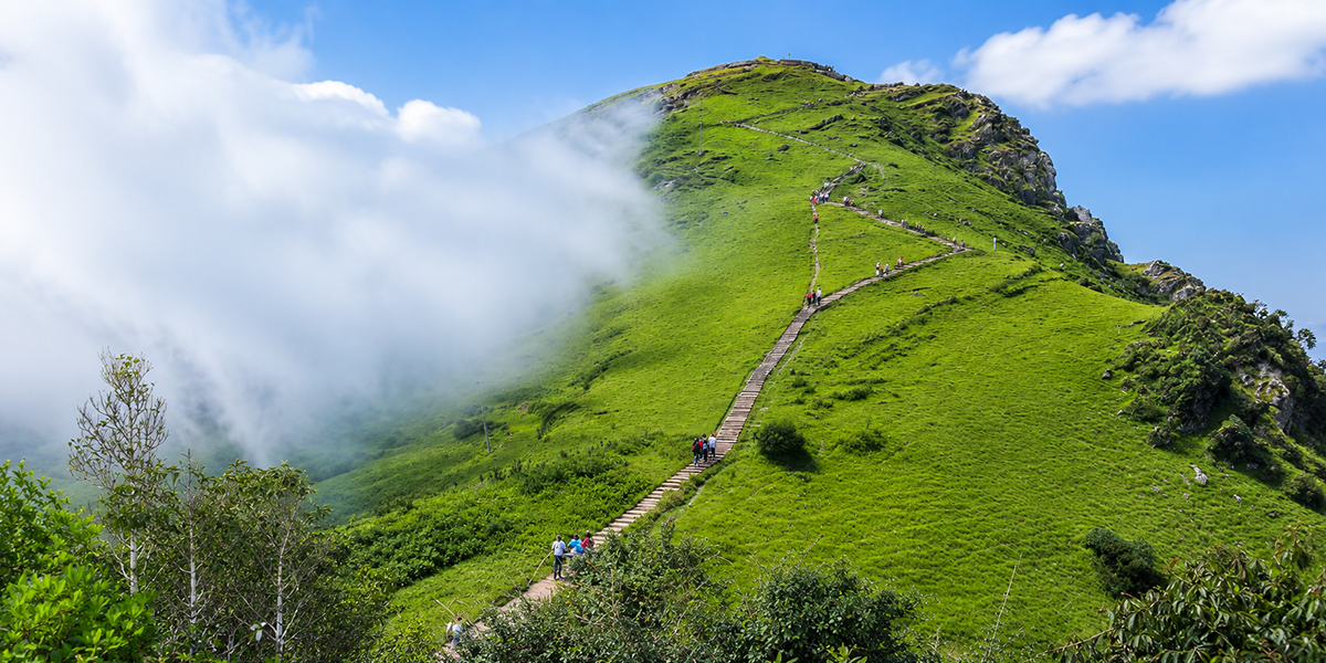 Mullayanagiri range and temple steps on the ridges of Chikmagalur